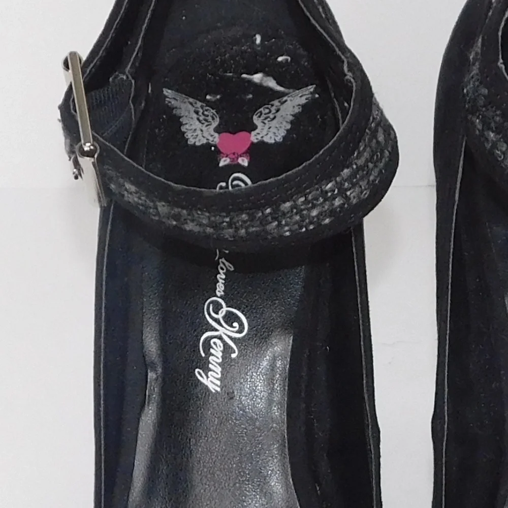 Vintage Penny Loves Kenny Black Suede Pump